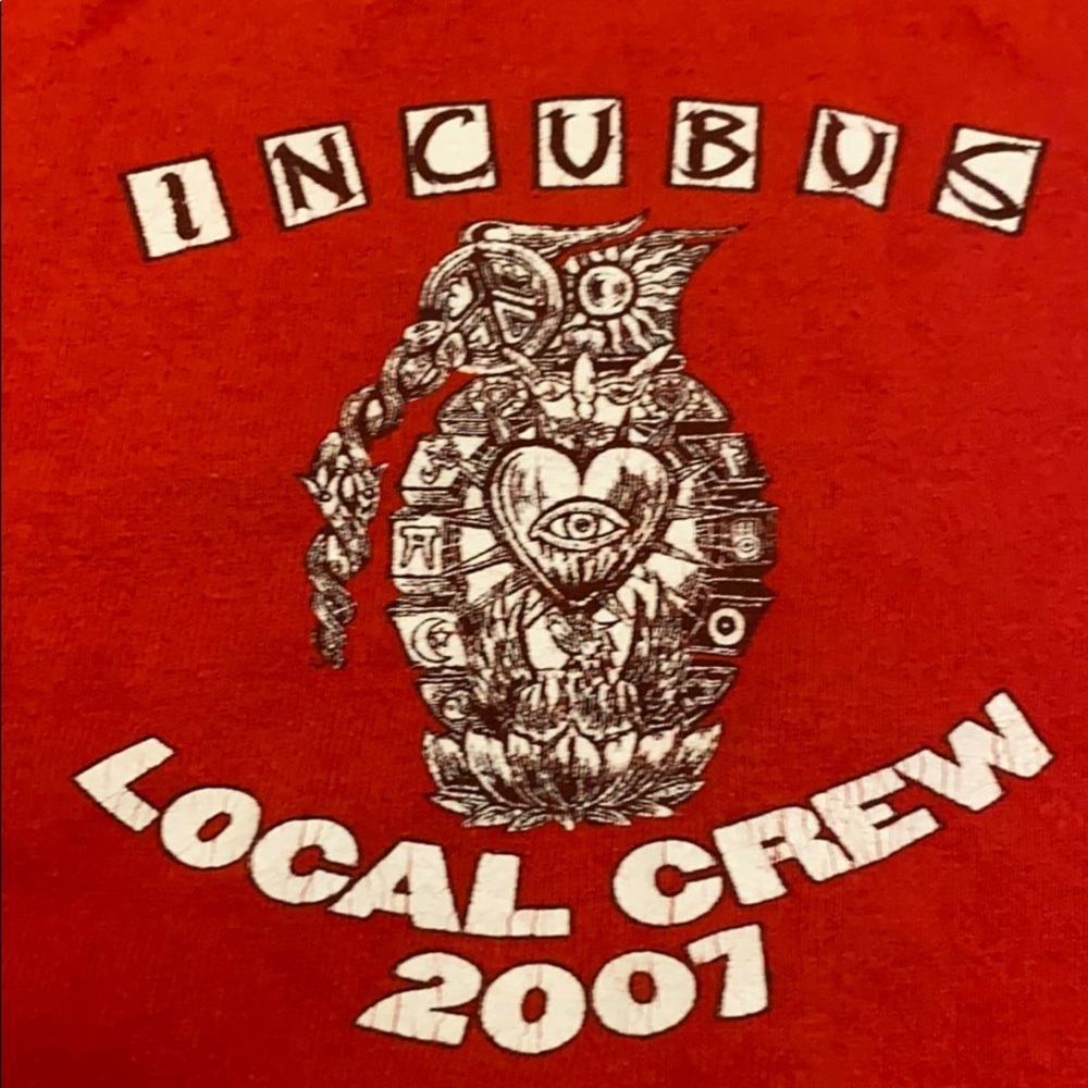 Incubus crew shirt
